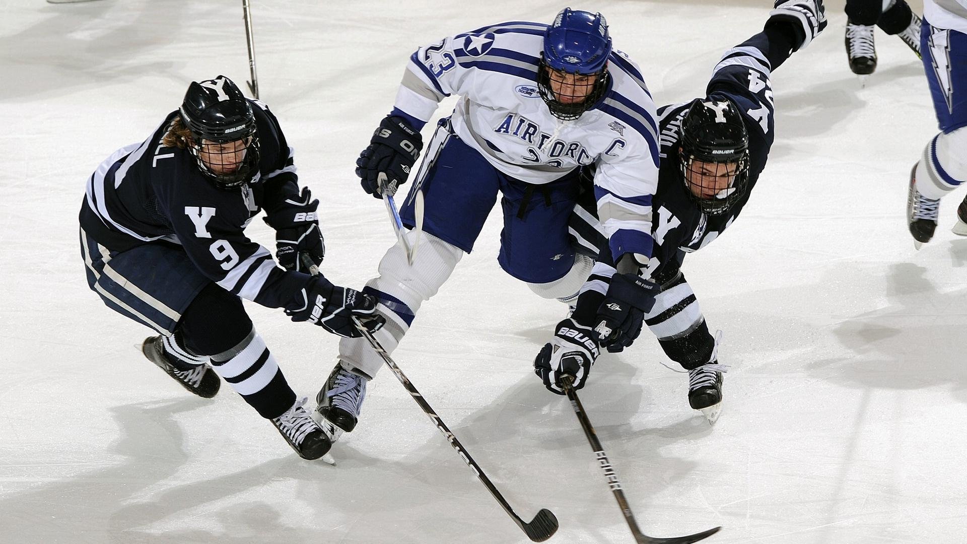 从开幕到收官：F1年度精彩瞬间集锦，2019年f1揭幕战中获得冠军的车队是